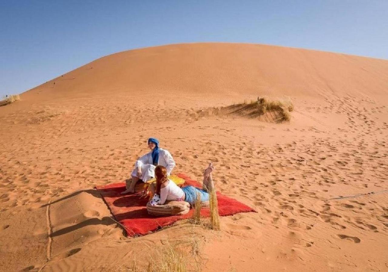 M'Hamid Desert Camp Tours Luaran gambar